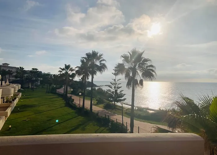 Jardines De Nueva Galera En アパート *